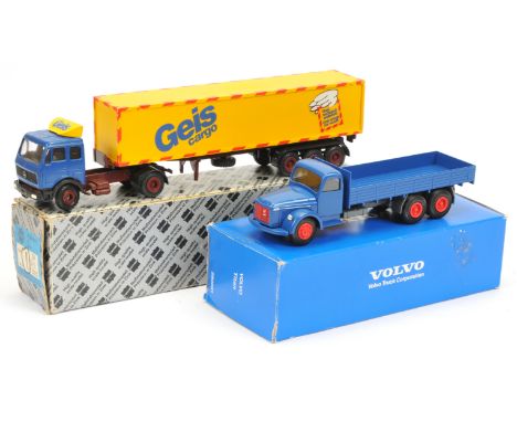 Conrad 1:50 Scale Boxed Commercial Pair, to include 280891 Volvo Titan Flatbed Truck &amp; 3020 Mercedes-Benz Articulated Tru
