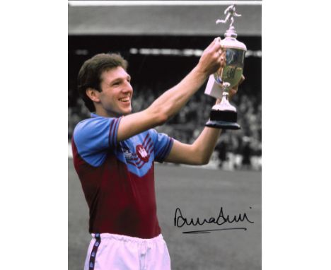 Football Alvin Martin 14x12 signed colour enhanced photo pictured during his time with West Ham United. Playing most of his f