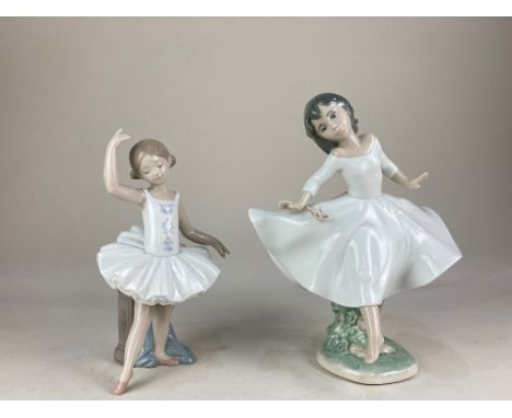 Two Lladro porcelain figures of girls, 'Spirit of Youth' and 'Little Ballerina',both with original boxes, tallest 22cm high