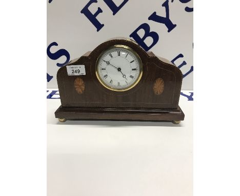 MANTLE CLOCK
