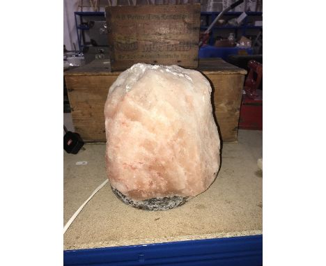 LARGE SALT CRYSTAL LAMP