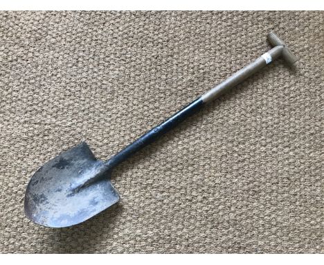 A Hardy Pick Ltd 1943 army shovel