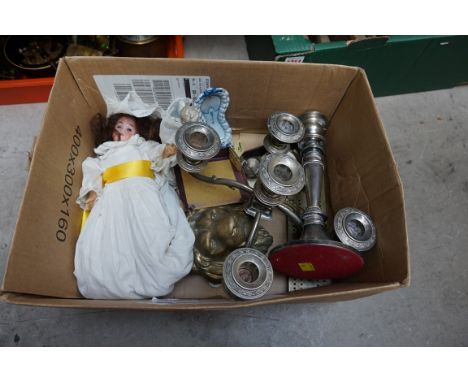 A mixed lot,&nbsp;to include: an antique bisque head doll; and a brass lion mask door knocker.&nbsp; 