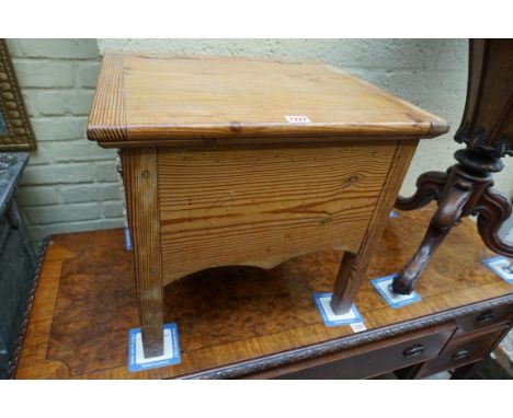A Victorian pine box commode,&nbsp;51cm wide.&nbsp;&nbsp; 