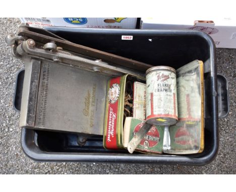 A quantity of old tools.&nbsp; 