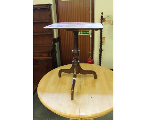 Georgian oak tripod table