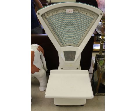 Vintage enamelled shop scales