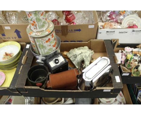 Box of various items inc conway camera