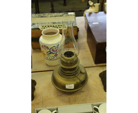 Young's central druaght 30 court oil lamp