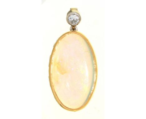 AN OPAL AND DIAMOND PENDANT, CABOCHON OPAL 1.8 X 1.1 CM APPROX, IN GOLD, UNMARKED++GOOD CONDITION