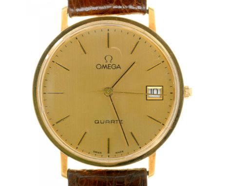 AN OMEGA 9CT GOLD QUARTZ GENTLEMANS WRISTWATCH, ON A LEATHER STRAP, 34 MM DIAMETER, CONVENTION MARKED, CASED++RUNNING, LIGHT 