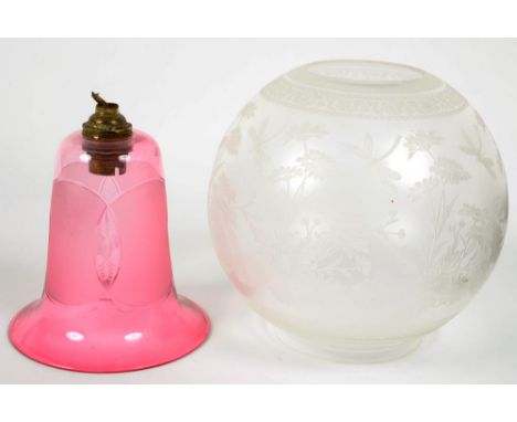 A CUT AND FROSTED CRANBERRY GLASS ELECTRIC LIGHT PENDANT SHADE, 14CM H, EARLY 20TH C AND A LATE VICTORIAN ETCHED GLASS LAMP G