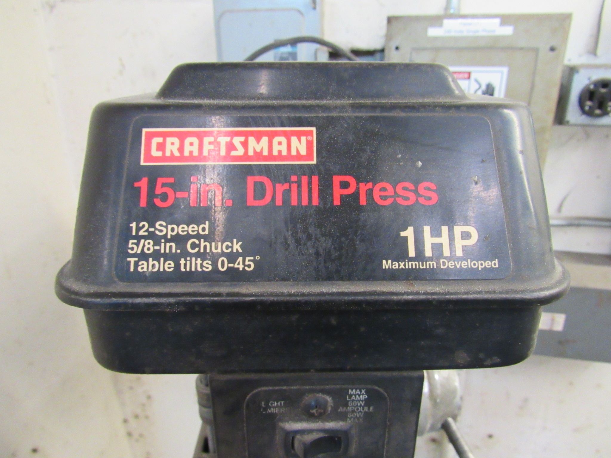 15" Craftsman Drill Press, 12 speed, 5/8" chuck, table tilt 0 45