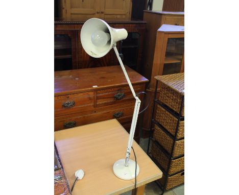Angle poise Lamp