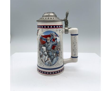 First in the Heroes of the Civil War Tankard Collection. Robert E. Lee - Valiant Virginian was designed by William Maughan (A