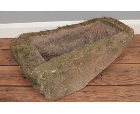 A stone trough. (20cm x 51cm x 30cm)  