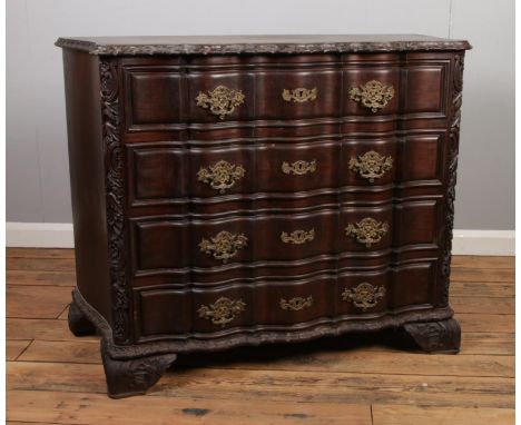 A C19th French commode chest. H: 84cm, W: 106cm D:49cm.  Comes with key.