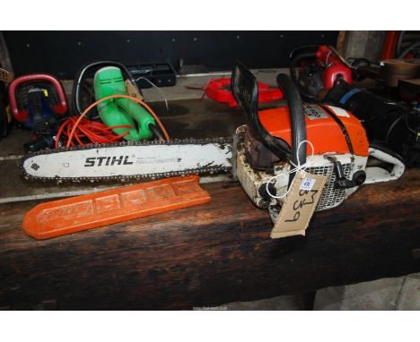 A Stihl O28AV chainsaw, 18" cutter bar.