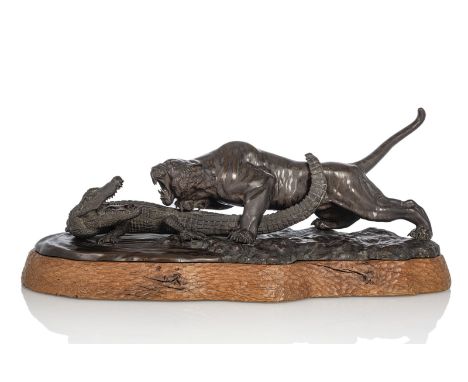 Feine Bronzegruppe mit Darstellung von einem Tiger im Kampf mit einem KrokodilJapan, sign,; Sano Takachika, Japan, Meiji-Peri