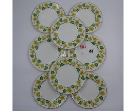 Six Wedgwood Kingcup series side plates and two dinner plates, no chips or cracks. UK P&amp;P Group 2 (£20+VAT for the first 