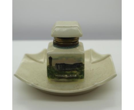 Ceramic Crystal Palace Exhibition inkwell, D: 10 cm. UK P&amp;P Group 2 (£20+VAT for the first lot and £4+VAT for subsequent 