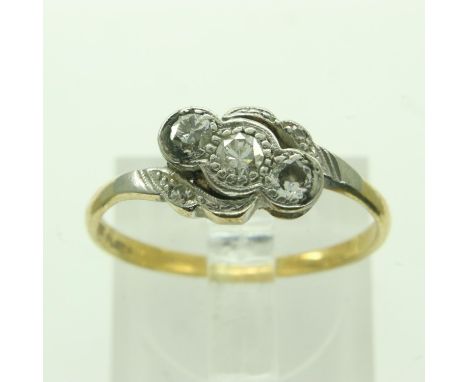 18ct gold platinum-set diamond trilogy ring, size Q, 2.5g. UK P&amp;P Group 0 (£6+VAT for the first lot and £1+VAT for subseq