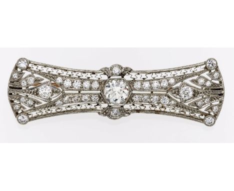 Diamant-Brosche, Juw. Robert Bleiholder,München, Art Déco um 1925. Platin, mittig besetzt m. 1 Altschliff-Diamant v. ca. 0,70