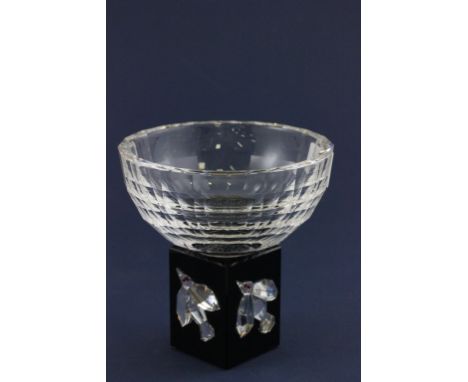 Boxed Swarovski Crystal Wa Bowl, 9280 000 033 (retired 2003) with unstamped certificate and leaflet