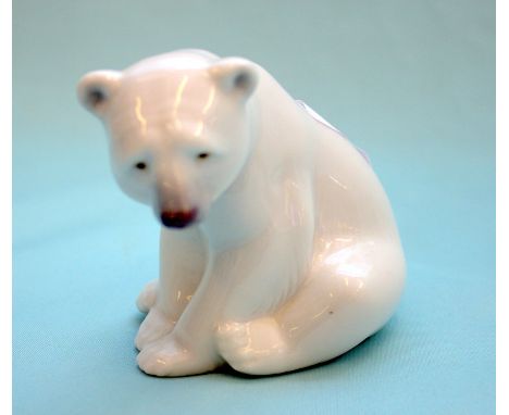 Lladro Polar Bear Figure, Seated Polar Bear 