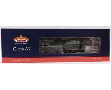[OO GAUGE]. A BACHMANN NO.31527K, B.R. CLASS A2 4-6-2 TENDER LOCOMOTIVE 'BLUE PETER', 60532  lined green livery, Bachmann Col