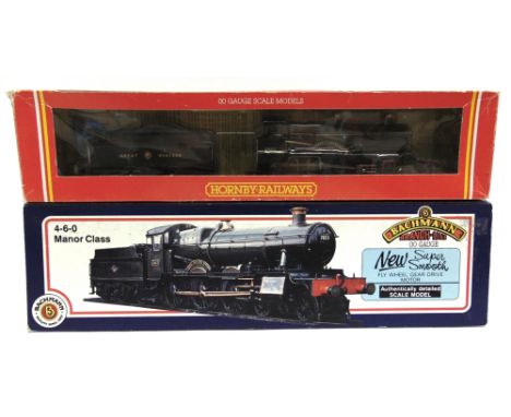 [OO GAUGE]. TWO G.W.R. LOCOMOTIVES  comprising a Bachmann No.31305, G.W.R. Manor Class 4-6-0 tender locomotive 'Broome Manor'