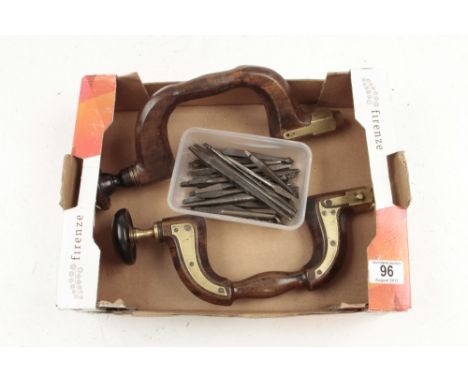Two brass button pad beech braces and 25 bits G