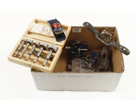 A box of tools G