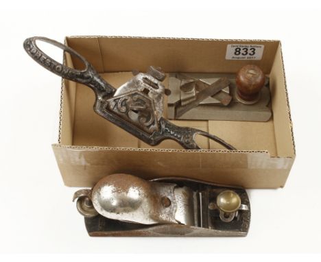 PRESTON spokeshave and a L & R side rebate plane and a STANLEY knuckle joint block plane some light rust G