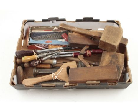 A box of tools G