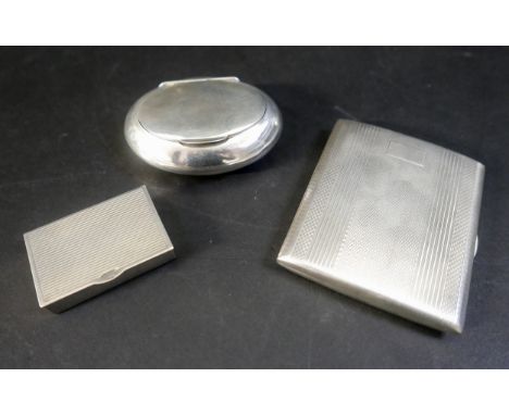 A group of three silver items, comprising an oval snuff box, with gilt interior, A & J Zimmerman Ltd (Arthur & John Zimmerman