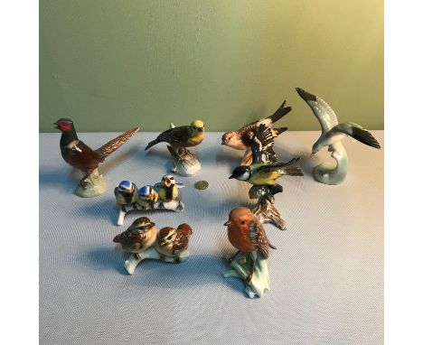 A Lot of 8 Goebel bird figurines, Includes Robin, Great Titmouse, Seagull, Pheasant &amp; Yellow Hammer. 