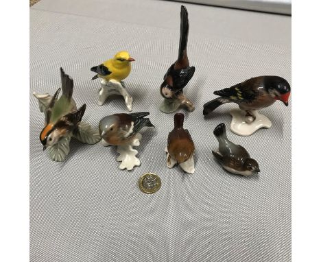 A Lot of 7 Goebel gird figures, includes Golden Oriole, Chaffinch, Firecrest and wren. 