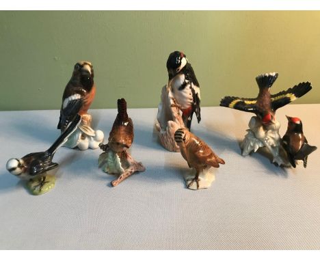 A Lot of 6 Goebel bird figures, Snipe, European Goldfinch 1967, woodpecker 1967, Winter Wren, Long-tailed Titmouse 1966 &amp;