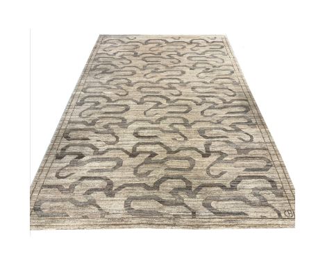 PARSUA CARPET. Arak region, in a contemporary geometric pattern, hand knotted wool, 299cm x 203cm.