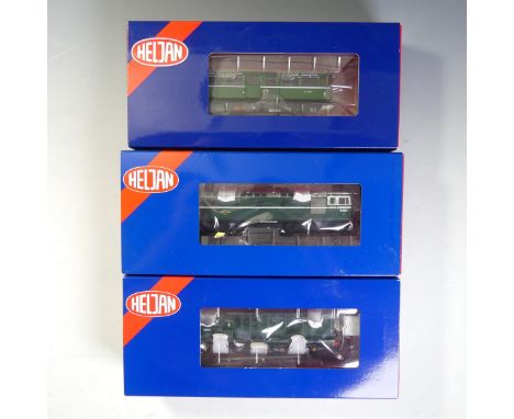 Heljan: Three “00” gauge Locomotives, AC cars diesel railbus Item 88001 W79975 BR Light Green Livery with speed whiskers (sem