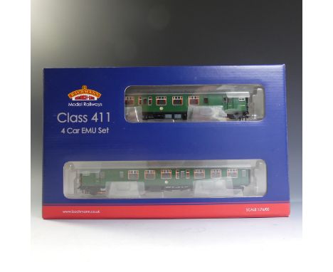 Bachmann: Branch-line “00” Gauge 31-425A Class 411 4 Car EMU Set, 4CEP EMU 7141 Late SR Multiple Unit Green, boxed, apparentl