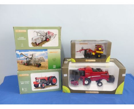 Five Boxed Universal Hobbies Scale Models comprising: A Country line collection 1:32 Laverda 255 REV Combine, a Country line 