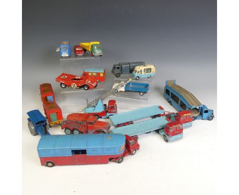 Corgi: Chipperfields Circus, eight pieces, including Booking Office Van, Articulated Horese Box, Scammell Crane truck, Scamme