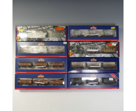 Bachmann: Branch-line Seventeen “00” gauge ‘3-Wagon Sets’, including tanks, wagons and vans, all boxed and in good condition 