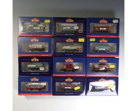 Bachmann: Branch-line, Twenty-one “00” gauge freight wagons, including tanks, wagons and vans, etc., all boxed and in good co