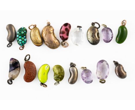 A MIXED LOT OF SEVENTEEN BEAN CHARMS (17)Comprising, four quartz beans, three hardstone beans, three coloured enamel beans, a