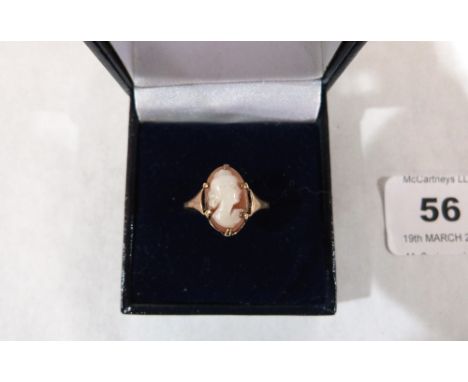 A shell cameo ring. In gold marked 9ct. 1.6g gross. Size M