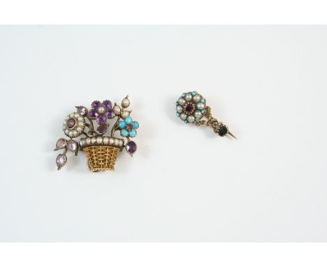 A VICTORIAN GEM SET GIARDINETTO BROOCH set with assorted gem stones, including amethyst, turguoise, garnets and with small pe