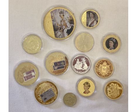 12 gold plated collectors coins together with a 1989 Tercentenary Of The Bill Of Rights £2 coin.  Collectors coins include la